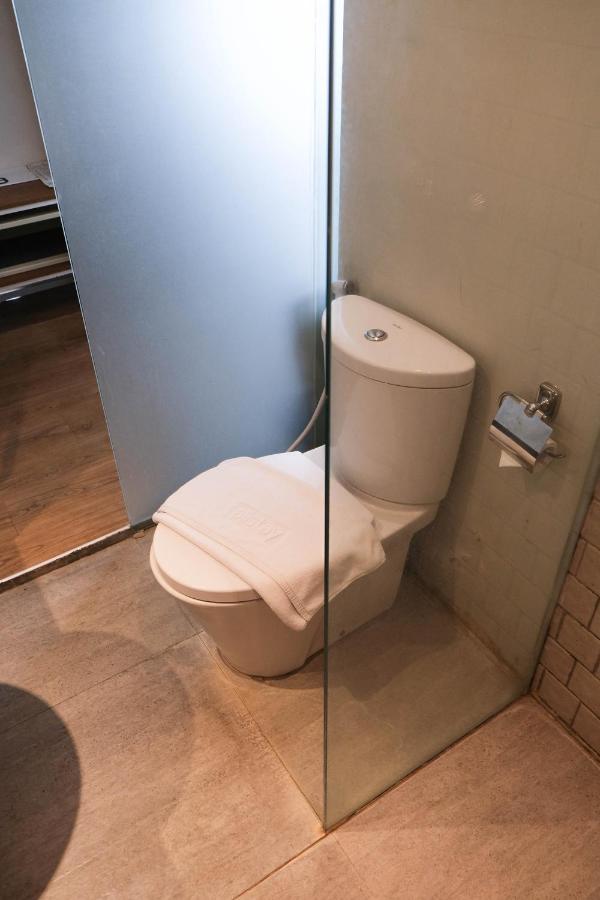 Allstay Hotel Semarang Simpang Lima Luaran gambar